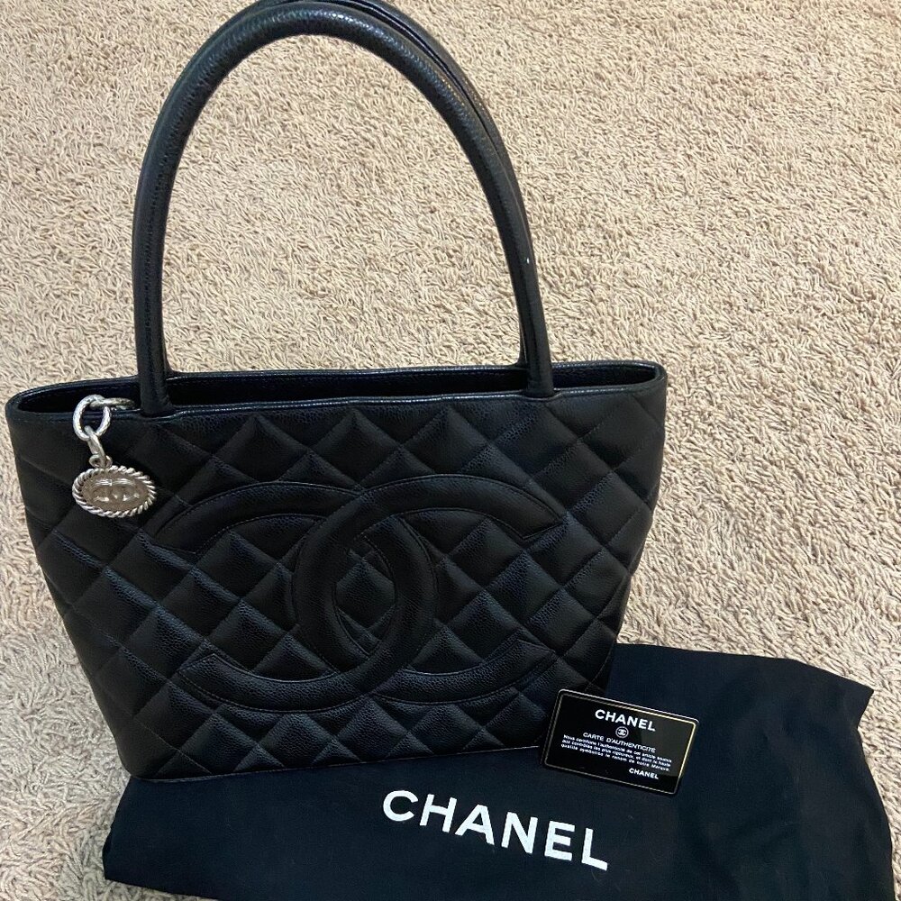 Authentic Chanel caviar leather tote bag with matching wallet